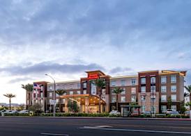 Hampton Inn & Suites Buena Park 2