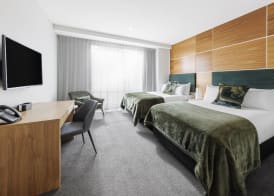 Hidden Lake Hotel & Apartments 3