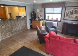 Super 8 by Wyndham Bedford 2