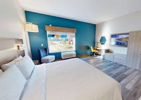 Holiday Inn Express & Suites CHICAGO SCHAUMBURG by IHG 5