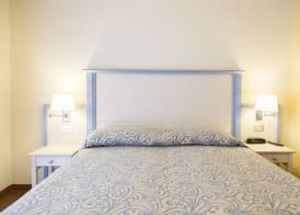 Blu Hotel Laconia Village 3