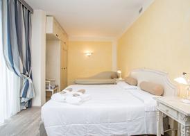 Hotel Spiaggia d'Oro - Charme & Boutique by Double Hospitality 4