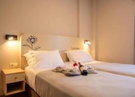 Vakakis Family Luxury Studios 4