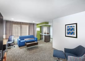 Holiday Inn Express & Suites BATON ROUGE EAST by IHG 3