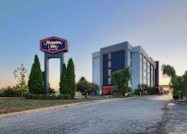 Hampton Inn Louisville-Northeast 5