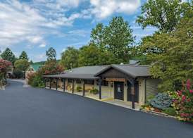 Lodge At Tellico 2