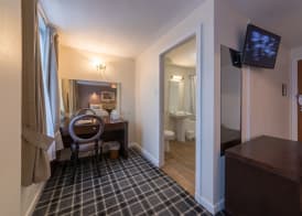 Pentland Hotel 5