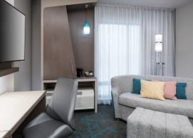 Courtyard by Marriott Houston Heights/I-10 3