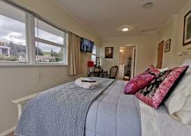 Geyser Lookout BnB 4