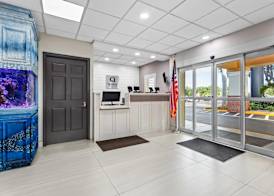 Quality Inn Tampa Airport - Cruise Port 3