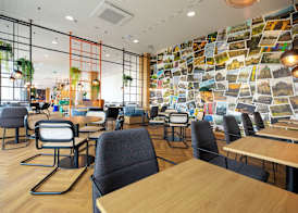 LOGINN Hotel Köln Airport 2