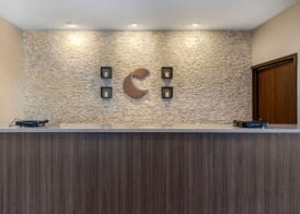 Comfort Suites Fort Lauderdale Airport & Cruise Port 2