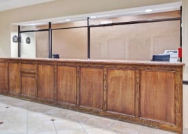 Super 8 by Wyndham IAH West/Greenspoint 3