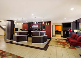 Clarion Pointe Lake Jackson - Clute 2