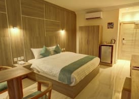 Turquoise Hotel 4