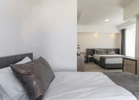 IRENIC HOTEL 5