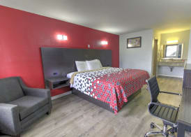 Econo Lodge Norfolk Airport 5
