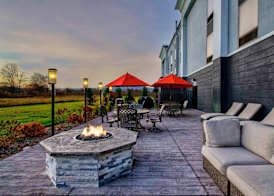 Hampton Inn Cortland 3