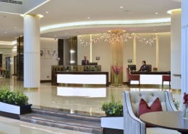 Mövenpick Hotel Bahrain 3