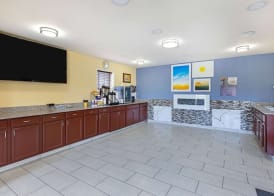Days Inn by Wyndham Holladay 2