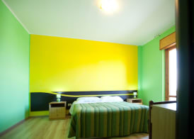 Hotel Cliché 4