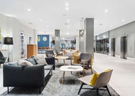 Best Western Plus Airport Hotel 4