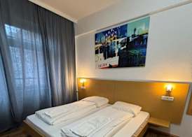 OverNight Hotel Hamburg 3