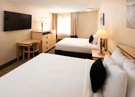 SYLO Hotel Denver Airport, a Ramada by Wyndham 5