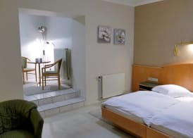 Hotel Re'ser Stuff 2