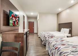 Red Roof Inn & Suites Lake Charles 4