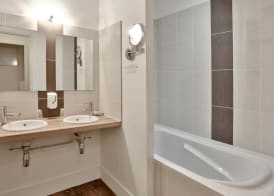 Logis Hotel Auberge Dupuytren 4