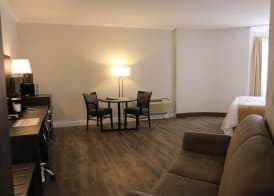 Best Western Laval-Montreal & Conference Centre 5