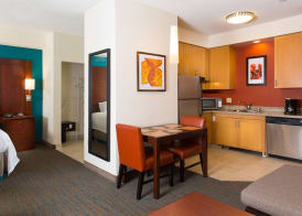 Residence Inn Kansas City Airport 4