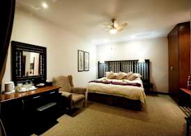 Oxbow Country Estate 5