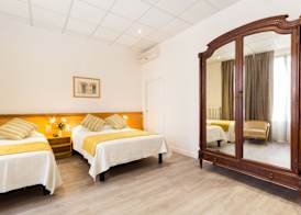Hotel Busby 5