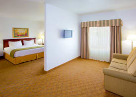 Holiday Inn Express & Suites ELKINS by IHG 3