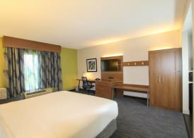 Holiday Inn Express & Suites CHARLESTON-NORTH by IHG 5