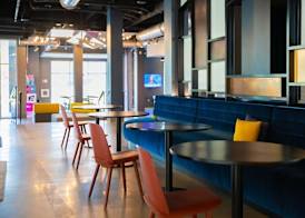 Aloft by Marriott Savannah Downtown Historic District 5
