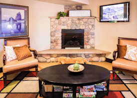 Quality Inn & Suites Sequim at Olympic National Park 4