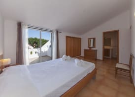A14 - Cozy Torraltinha Apartment 4