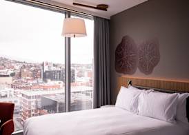 Crowne Plaza Hobart by IHG 5