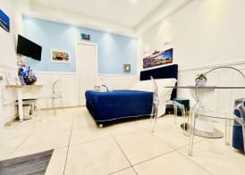 Donn'Anna Naples City Center 3
