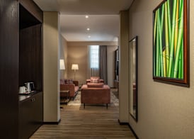 Four Points by Sheraton Production City, Dubai 5
