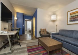 Holiday Inn Express & Suites S LAKE BUENA VISTA by IHG 3