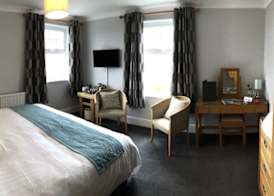Beacon Country House & Luxury Shepherd Huts 4