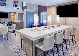 DoubleTree by Hilton Atlanta - Alpharetta 3