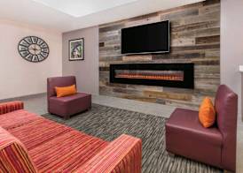 La Quinta by Wyndham Fredericksburg 4