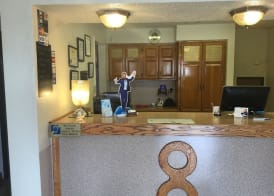 Super 8 by Wyndham New Castle 3