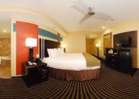 Holiday Inn Express & Suites LA PLACE by IHG 4