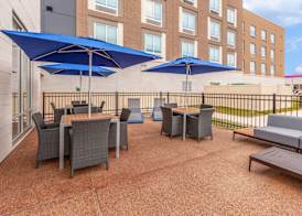 Hampton Inn & Suites Bloomfield Hills Detroit 3